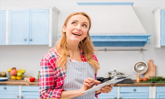 Prépare tes propres repas et snacks à partir d'ingrédients frais, tu contrôles ainsi la quantité de sucre ajouté.