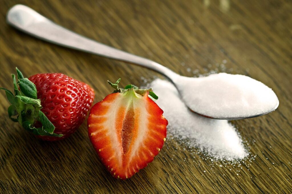Sucres naturels vs. Sucres ajoutés
Fraise vs. sucre blanc raffiné